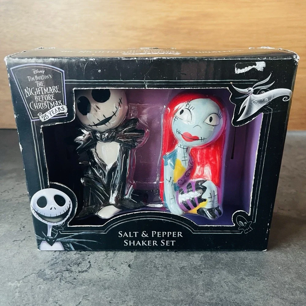 NEW The Nightmare Before Christmas Salt & Pepper Shakers Jack & Sally Halloween